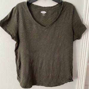 Old Navy V Neck Tshirt- small